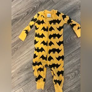 Hanna Andersson Baby Boy Batman Onesie size 12-18M